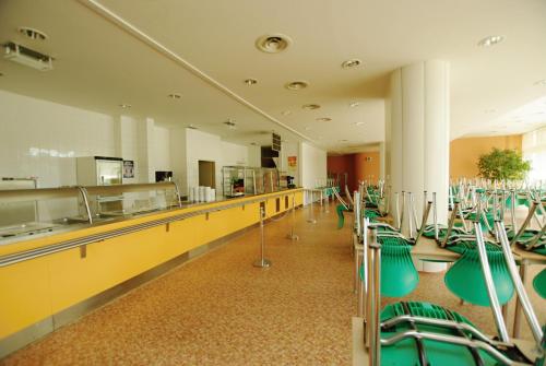 ห้องอาหาร, Kolej Akademie in โปนาวา ห้องอาหาร, Kolej Akademie in โปนาวา