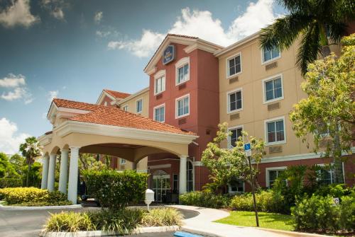 Best Western Plus Miami-Doral Dolphin Mall in Doral Best Western Plus Miami-Doral Dolphin Mall in Doral