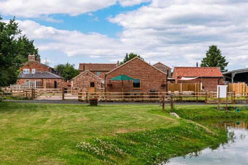 Dış Görünüm, Brecks Farm - Cow Kennels in Haxby and Wigginton Dış Görünüm, Brecks Farm - Cow Kennels in Haxby and Wigginton