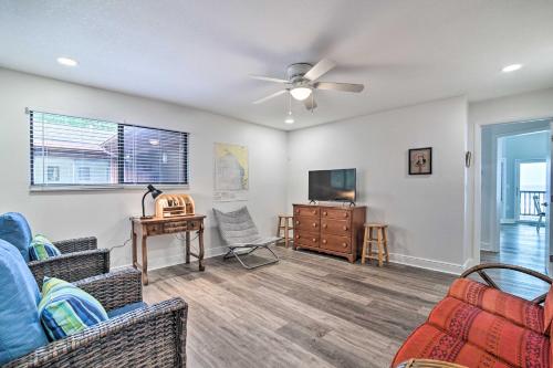 Tranquil Home with Private Yard and Fishing Dock! in Holiday (FL) Tranquil Home with Private Yard and Fishing Dock! in Holiday (FL)