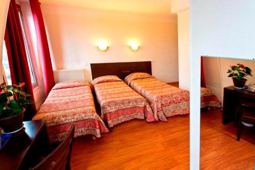 Hipotel Paris Printania in 20th - Menilmontant Hipotel Paris Printania in 20th - Menilmontant