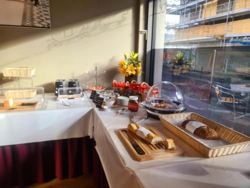Їжа та напої, Hotel de la Poste Martigny - City Center in Мартіньї Їжа та напої, Hotel de la Poste Martigny - City Center in Мартіньї