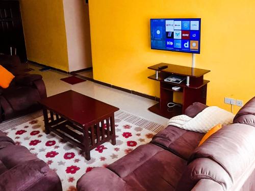 Hotellihuone, Essy's Furnished Homes Nakuru in Nakuru Hotellihuone, Essy's Furnished Homes Nakuru in Nakuru