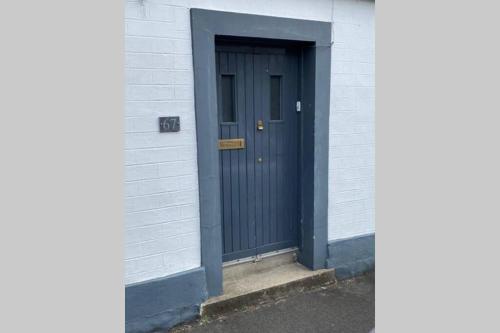 2x King Bedrooms, private living room & bathroom in Thornhill (Stirling) 2x King Bedrooms, private living room & bathroom in Thornhill (Stirling)