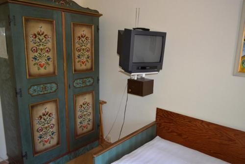 This photo about Hotel Garni Sonnenhof shared on HyHotel.com