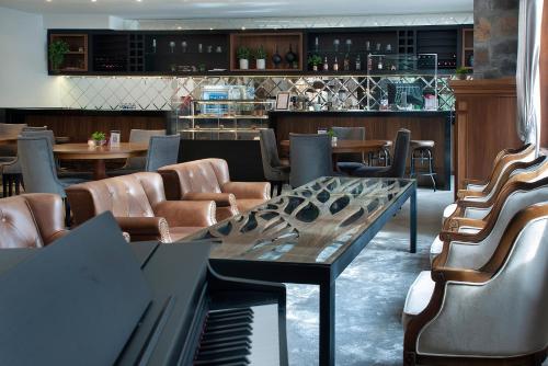 Bar/lounge, Bella Gramado Resort & Spa by Gramado Parks in Gramado Bar/lounge, Bella Gramado Resort & Spa by Gramado Parks in Gramado