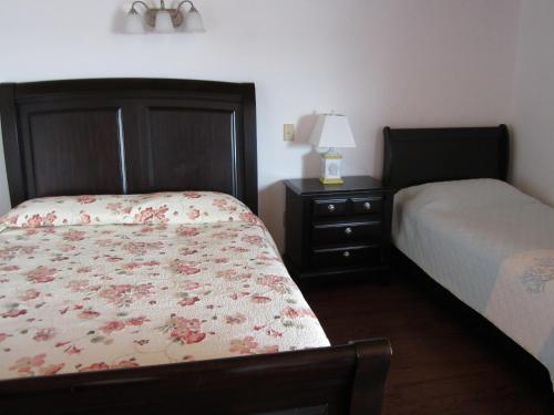 This photo about Clipper Shipp Beach Motel shared on HyHotel.com