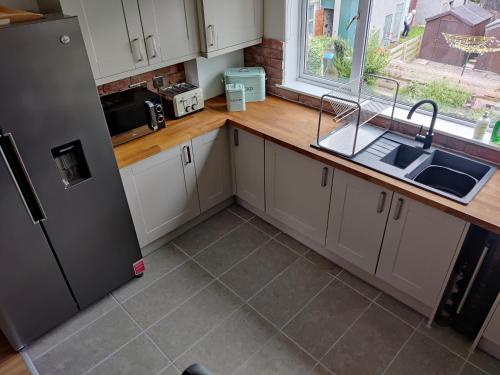 Kitchen, Biking in the Borders in Innerleithen Kitchen, Biking in the Borders in Innerleithen