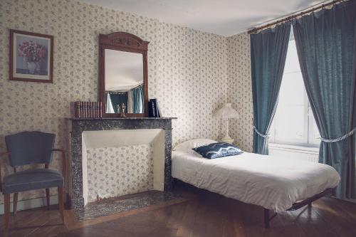 Chateau De Grosfy in Eslettes Chateau De Grosfy in Eslettes