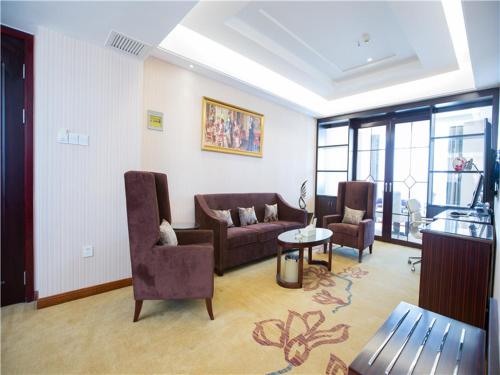 Vienna International Hotel Zhumadian Huayuan Branch in Zhumadian Vienna International Hotel Zhumadian Huayuan Branch in Zhumadian