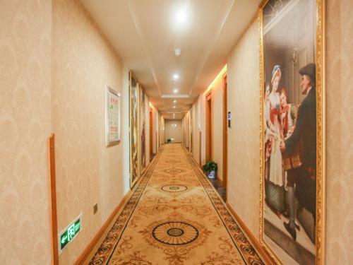 Vienna Hotel Fuzhou Linchuan Avenue in Фужоу (Яндзи) Vienna Hotel Fuzhou Linchuan Avenue in Фужоу (Яндзи)