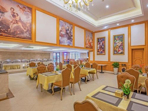 Vienna International Hotel Changsha Mulian West Road Provincial Human Resources Office in Tianxin Vienna International Hotel Changsha Mulian West Road Provincial Human Resources Office in Tianxin