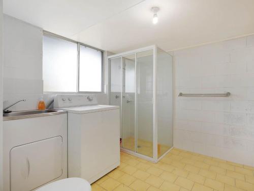 Pet-friendly Beach House @ Kianga in Kianga Pet-friendly Beach House @ Kianga in Kianga