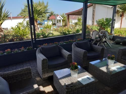 Balkon/teras, Hôtel Les Embruns Du Baril (Hotel Les Embruns Du Baril) in Saint Philippe Balkon/teras, Hôtel Les Embruns Du Baril (Hotel Les Embruns Du Baril) in Saint Philippe