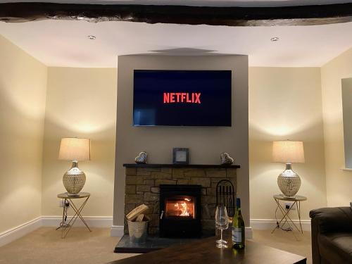 Rattlebeck Farm Cottage and Hot Tub PET FRIENDLY in Warnell Rattlebeck Farm Cottage and Hot Tub PET FRIENDLY in Warnell