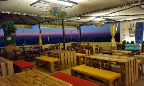 Restaurant, Valley View Hotel - Hammana in Hammana Restaurant, Valley View Hotel - Hammana in Hammana