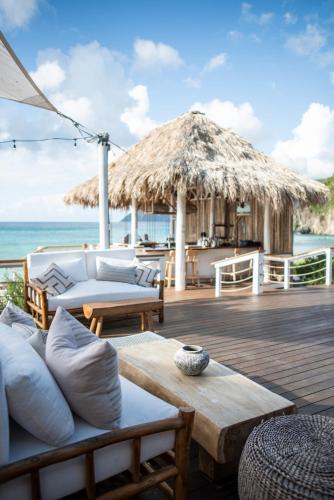 Pub/salon, Long Bay Beach Club in Tortola Pub/salon, Long Bay Beach Club in Tortola
