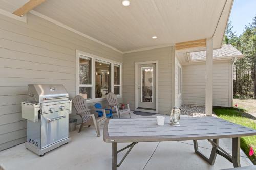 The Lazy Bear in Sandpoint The Lazy Bear in Sandpoint