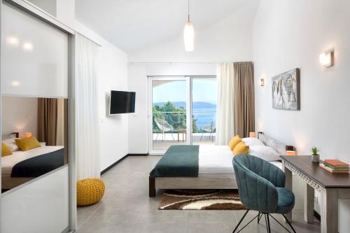 Luxury Panorama Vila with amazing Seaview in Gondolici 7 km from Rabac in Gondolici Luxury Panorama Vila with amazing Seaview in Gondolici 7 km from Rabac in Gondolici