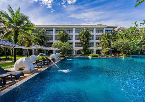 Naithonburi Beach Resort in Naithon Naithonburi Beach Resort in Naithon