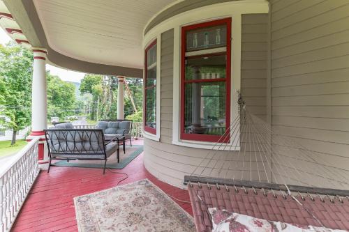 Mountain View Victorian with Convenient Location and Lots of Space tp Play farmhouse in Γουέστ Πόιντ Mountain View Victorian with Convenient Location and Lots of Space tp Play farmhouse in Γουέστ Πόιντ