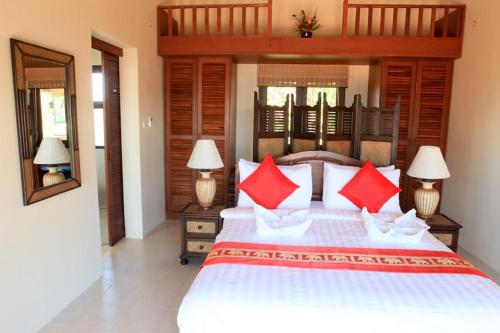 Baan Kan Tiang See Villas - 2 Bedroom Villas in Koh Lanta Baan Kan Tiang See Villas - 2 Bedroom Villas in Koh Lanta