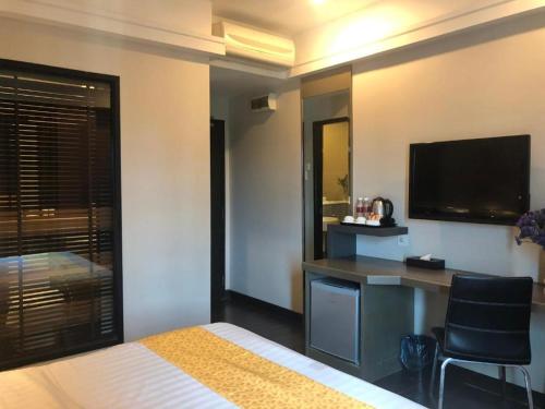 De Hotel Ipoh near Buntong Bean Sprout Chicken De Hotel Ipoh near Buntong Bean Sprout Chicken