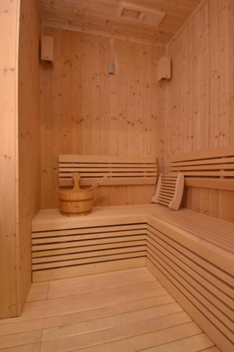 Szauna, Saray Deluxe Hotel Apartments in Khalifa City Szauna, Saray Deluxe Hotel Apartments in Khalifa City