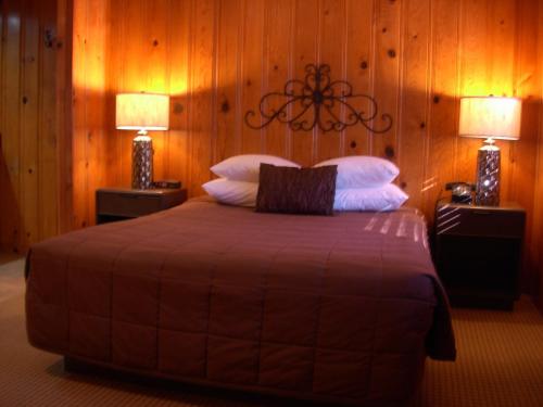 在meiguo.com看到的阿诺德山林小屋的介绍图片