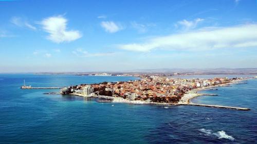 This photo about Hotel Electra shared on HyHotel.com