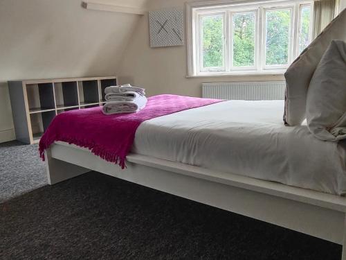 Abbeyfield Guesthouse in Garston Abbeyfield Guesthouse in Garston