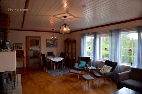 sala de TV, The Manor House in Hamnøy in Reine (Nordland) sala de TV, The Manor House in Hamnøy in Reine (Nordland)