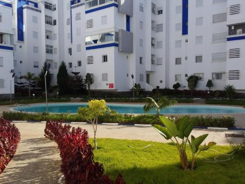 정원, Appart. Luxueux avec piscine, cosy, bien situé (Appart. Luxueux avec piscine, cosy, bien situe) in 보우즈니카 정원, Appart. Luxueux avec piscine, cosy, bien situé (Appart. Luxueux avec piscine, cosy, bien situe) in 보우즈니카