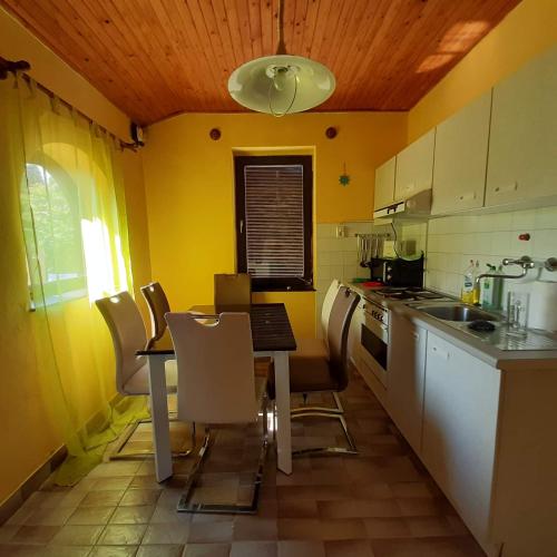 Tulman Villa in Balatonbereny Tulman Villa in Balatonbereny