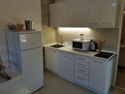 Dapur, STUDIO Carpe Diem in Utjeha Dapur, STUDIO Carpe Diem in Utjeha