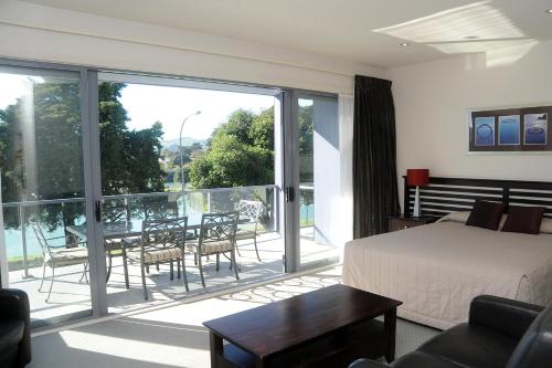 Cảnh quan, Emerald Hotel in Gisborne Cảnh quan, Emerald Hotel in Gisborne