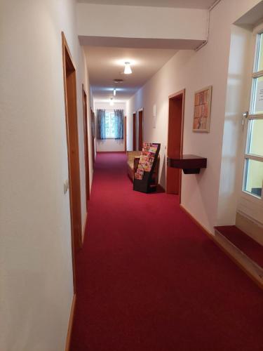 Der Heurige im Gasthaus zum Lowen in Freising Der Heurige im Gasthaus zum Lowen in Freising