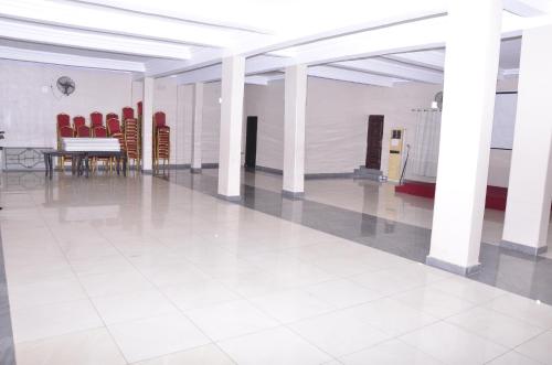 Residency Hotels Enugu Independence Layout in אנוגו Residency Hotels Enugu Independence Layout in אנוגו