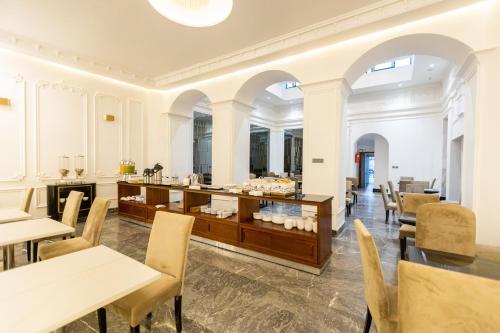 Hotel Majestic in Fonciere Hotel Majestic in Fonciere