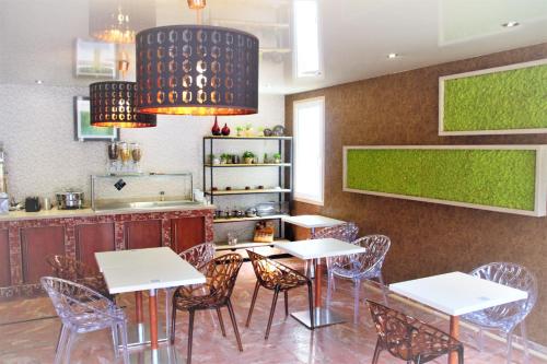 אוכל ומשקאות, The Originals City, Archotel, Sens in Sens אוכל ומשקאות, The Originals City, Archotel, Sens in Sens