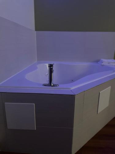 Létesítmények, Willow Lodge Willoughby Cleveland in Willoughby Létesítmények, Willow Lodge Willoughby Cleveland in Willoughby