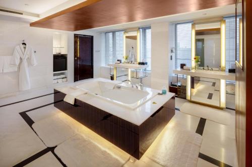 Facilities, Grand Millennium Beijing in CBD/Guomao Facilities, Grand Millennium Beijing in CBD/Guomao