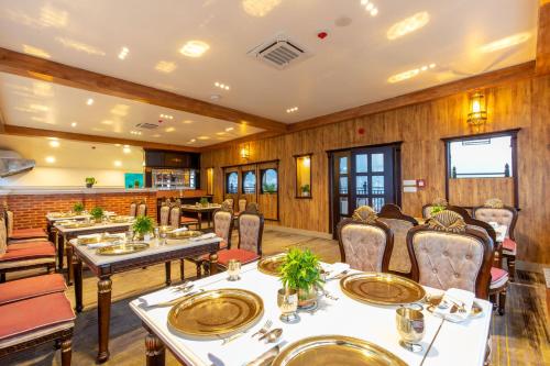 レストラン, Hotel Pabera Heritage Boutique in ブダニールカンタ レストラン, Hotel Pabera Heritage Boutique in ブダニールカンタ