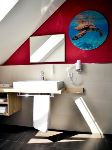 This photo about R & J Hotel shared on HyHotel.com