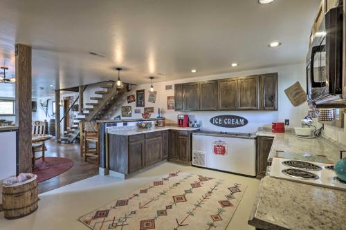 Montrose Barndominium on 7 Acres with Views! in Telluride (CO) Montrose Barndominium on 7 Acres with Views! in Telluride (CO)