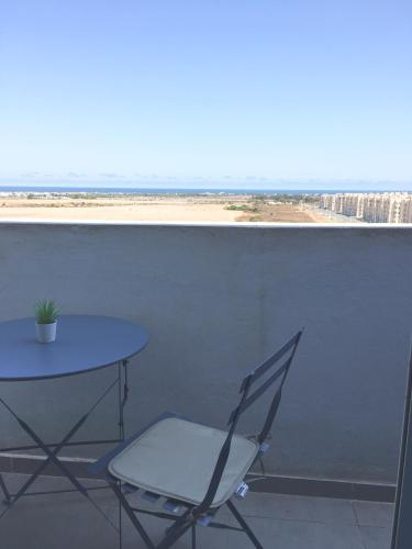 전망, Appart. Luxueux avec piscine, cosy, bien situé (Appart. Luxueux avec piscine, cosy, bien situe) in 보우즈니카 전망, Appart. Luxueux avec piscine, cosy, bien situé (Appart. Luxueux avec piscine, cosy, bien situe) in 보우즈니카