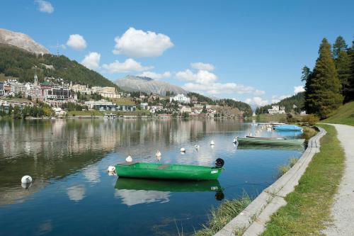Зручності, St. Moritz Youth Hostel in Санкт-Моріц Зручності, St. Moritz Youth Hostel in Санкт-Моріц