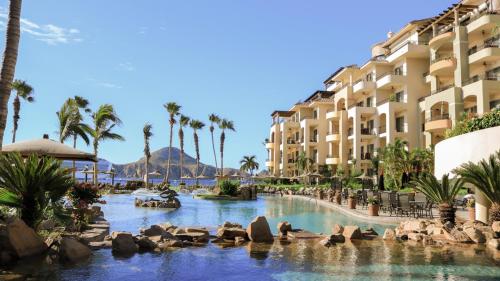 Gorgeous Villa in Cabo with Ocean and Lands End View, private swimmable beach, Pools, sleeps 8 in El Tezal Gorgeous Villa in Cabo with Ocean and Lands End View, private swimmable beach, Pools, sleeps 8 in El Tezal
