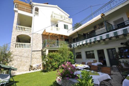 Hotel Garni Hotel Bokeška Noć