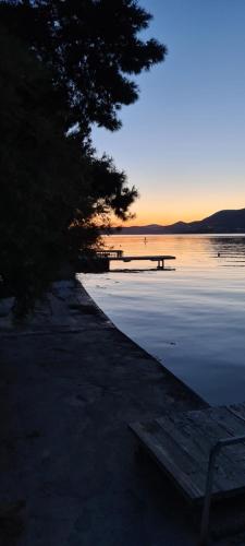 Beach Holiday home with private jacuzzi & parking in Okrug Gornji Beach Holiday home with private jacuzzi & parking in Okrug Gornji